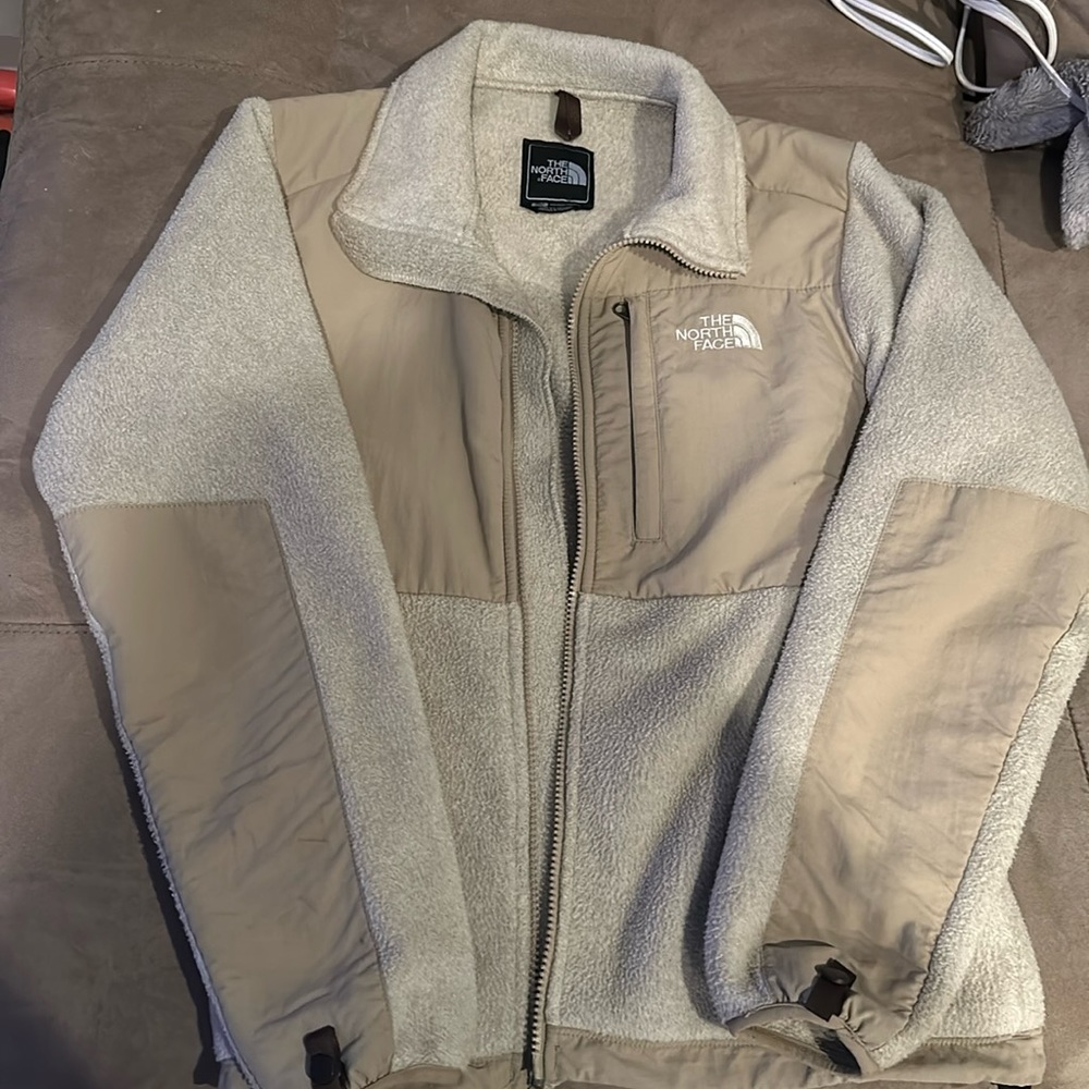 North face fleece jacket in tan color